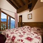 Chalet Altitude Aparthotel