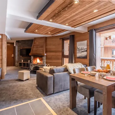 Chalet Altitude Aparthotel 5*